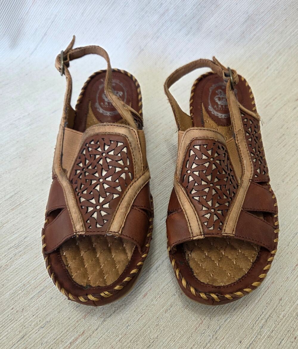 Ariat Del Ray Wedge Brown Leather Floral Sandals Woman Size 7.5